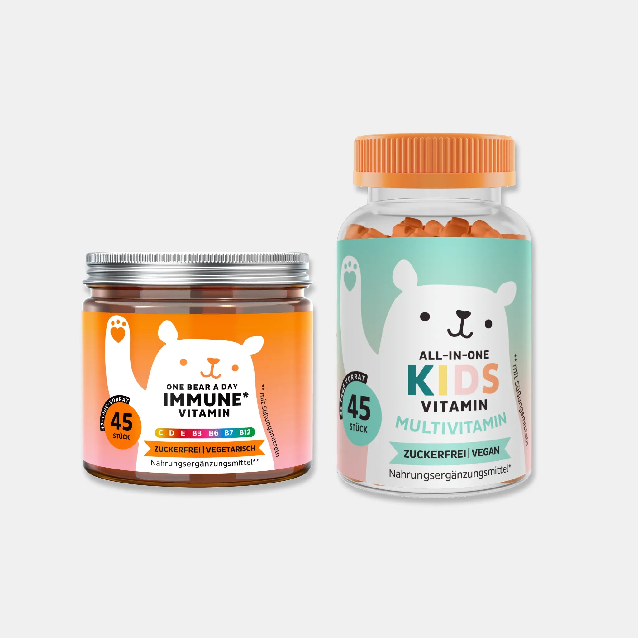 Bild eines Bundles aus zwei Produkten von Bears with Benefits: „One Bear a Day Immune* Vitamin“ (45 Stück, zuckerfrei, vegetarisch) und „All-in-One Kids Vitamin Multivitamin“ (45 Stück, zuckerfrei, vegan).